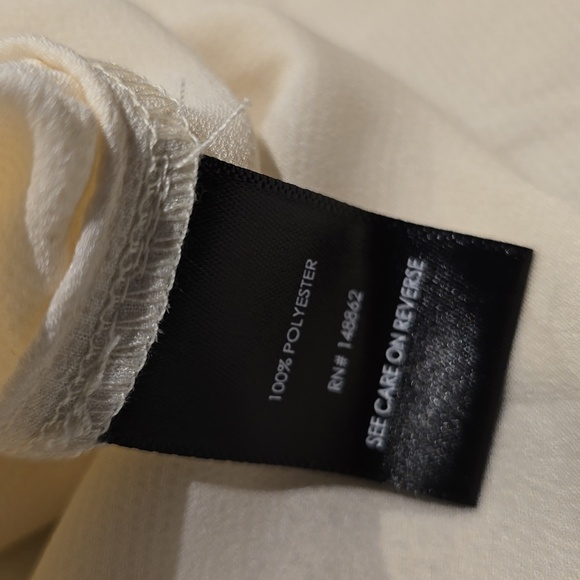 Torrid - Studio Bubble Satin Bow Tie Blouse in Pristine Cream / White​​​​ - Picture 8 of 12